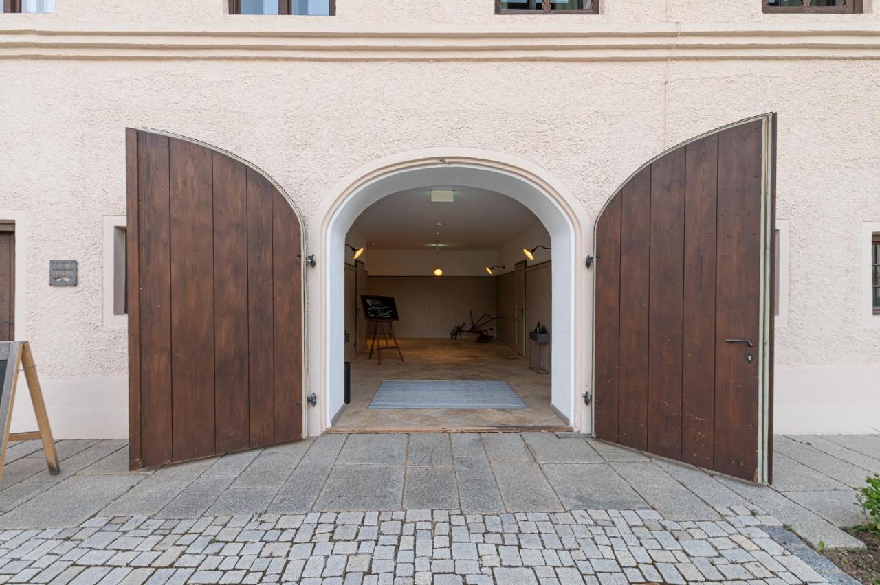 Landhotel Alte Zollstation- Historical Building Pittenhart Exterior photo
